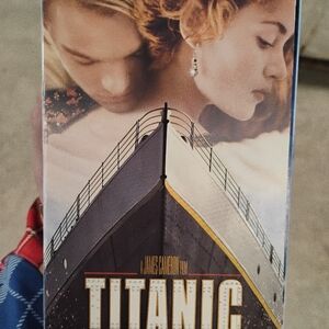 Titanic VHS Tape